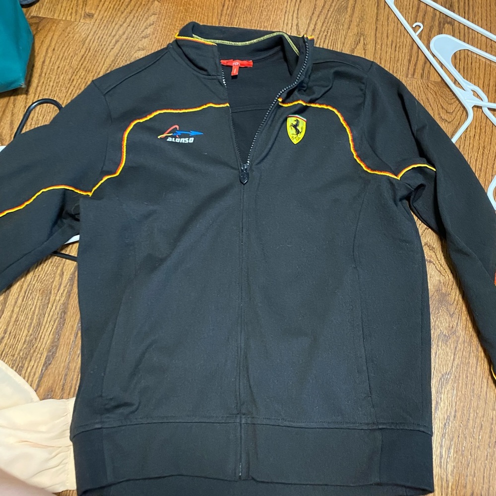 Ferrari zip up - Picture 2 of 6